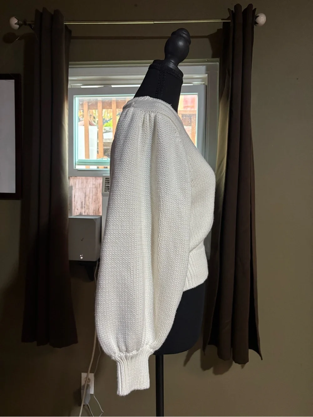 Heidi Merrick Dutchess Cream Sweater - Picture 6 of 12